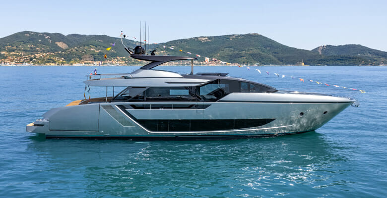 the Riva 82 Diva yacht